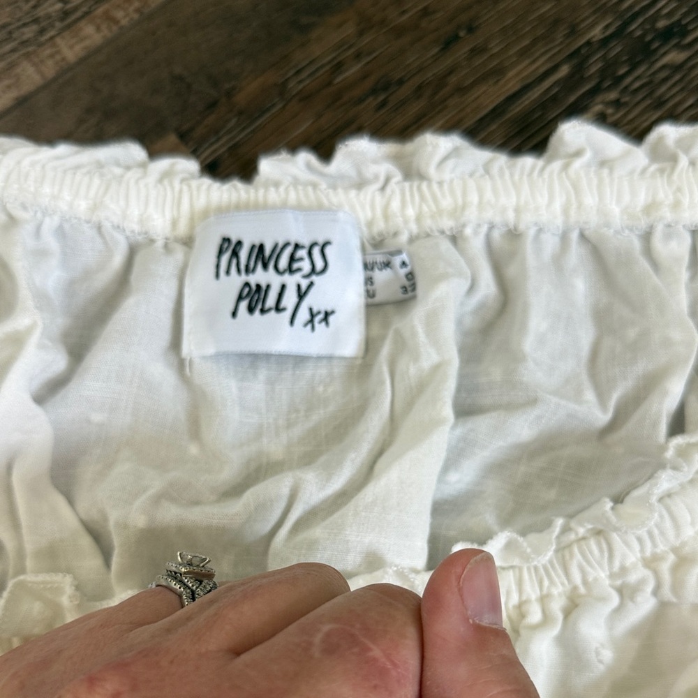 Princess Polly off white Off-Shoulder Smocked Top - Picture 2 of 3